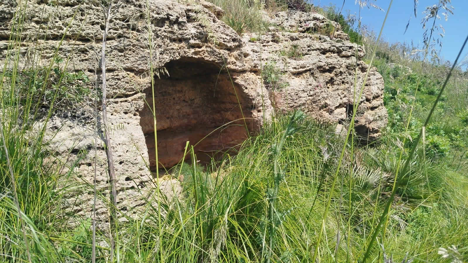 itinerario archeologico montagnoli di Menfi e dintorni
